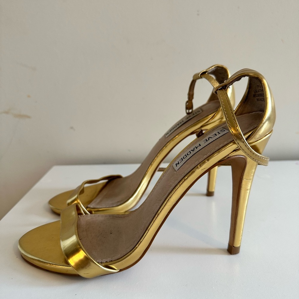Gold Metallic Heels STEVE MADDEN